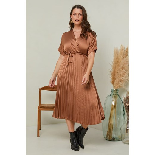 Curvy Lady Sukienka w kolorze jasnobrązowym ze sklepu Limango Polska w kategorii Sukienki - zdjęcie 167574139