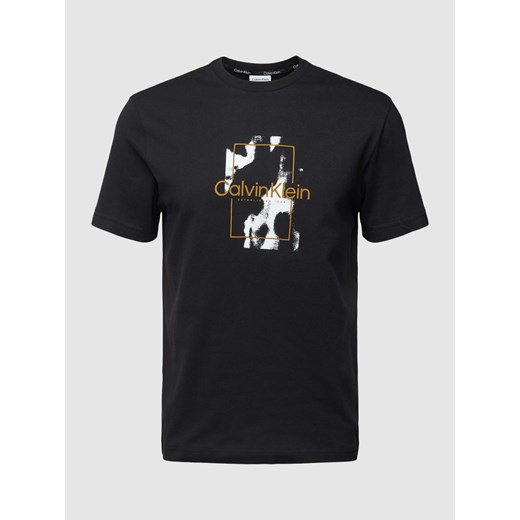 T-shirt z nadrukiem z logo model ‘CAMO’ ze sklepu Peek&Cloppenburg  w kategorii T-shirty męskie - zdjęcie 167732027