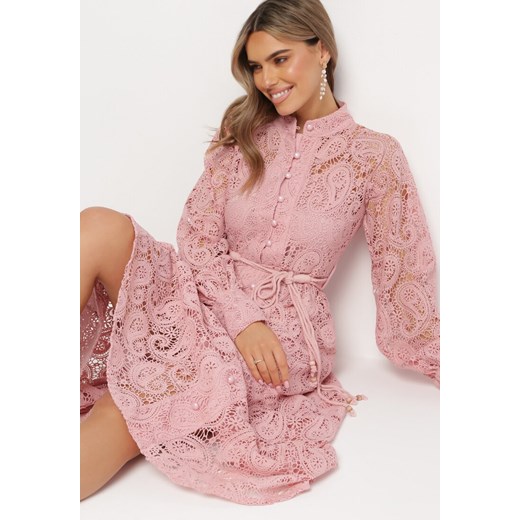 Różowa Koronkowa Sukienka Midi z Wiązanym Paskiem Azraella S okazyjna cena Born2be Odzież