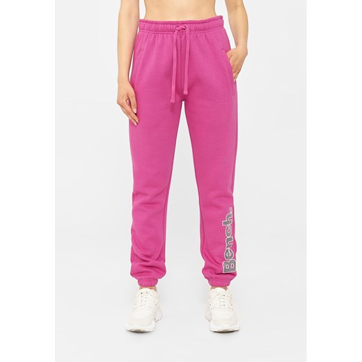 Bench Spodnie dresowe &quot;Corey&quot; w kolorze różowym ze sklepu Limango Polska w kategorii Spodnie damskie - zdjęcie 167759496