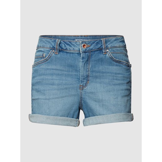 Szorty jeansowe z naszywką z logo ze sklepu Peek&Cloppenburg  w kategorii Szorty - zdjęcie 167774475