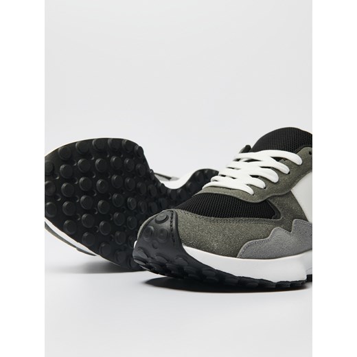 Buty sportowe męskie House zamszowe