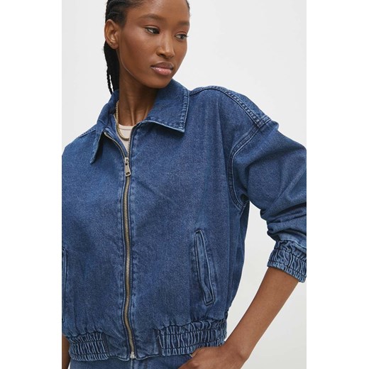 Answear Lab kurtka jeansowa damska kolor niebieski przejściowa oversize ze sklepu ANSWEAR.com w kategorii Kurtki damskie - zdjęcie 167889006