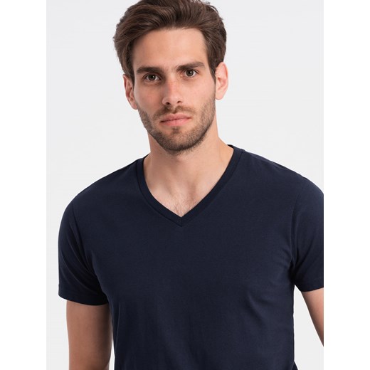 Klasyczna męska bawełniana koszulka z dekoltem w serek BASIC - granatowa V2 OM-TSBS-0145 ze sklepu ombre w kategorii T-shirty męskie - zdjęcie 167890176