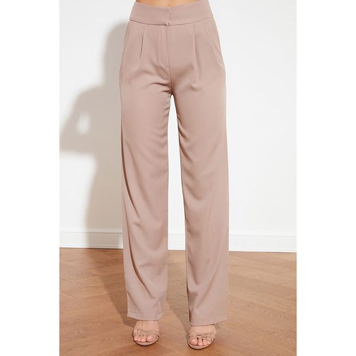 trendyol Spodnie w kolorze beżowym ze sklepu Limango Polska w kategorii Spodnie damskie - zdjęcie 167959269