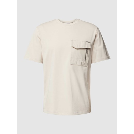 T-shirt z kieszenią na piersi i detalem z logo ze sklepu Peek&Cloppenburg  w kategorii T-shirty męskie - zdjęcie 168096129