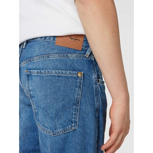 Jeansy z naszywką z logo model ‘CALLEN’ Pepe Jeans 34/32 Peek&Cloppenburg  okazja