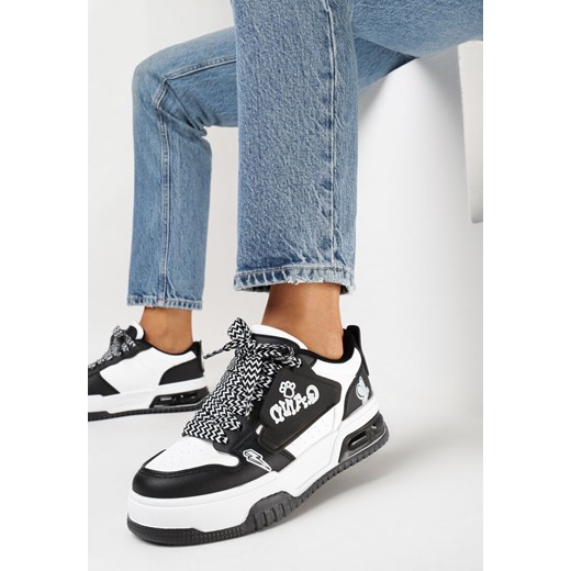 Czarne Sneakersy na Grubej Podeszwie z Ozdobnymi Wstawkami i Sznurówkami Tressia ze sklepu born2be.pl w kategorii Buty sportowe damskie - zdjęcie 168119749