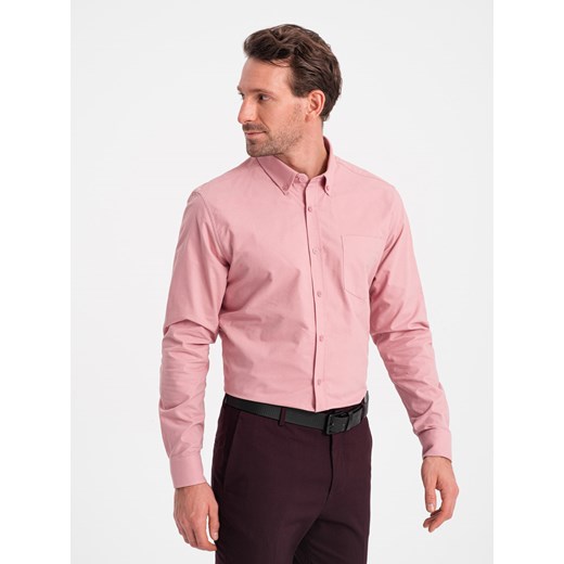 Męska koszula bawełniana REGULAR FIT z kieszenią - różowa V3 OM-SHOS-0153 ze sklepu ombre w kategorii Koszule męskie - zdjęcie 168127265
