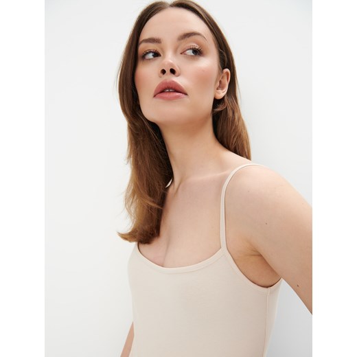 Bluzka damska Mohito beżowa casual z okrągłym dekoltem 