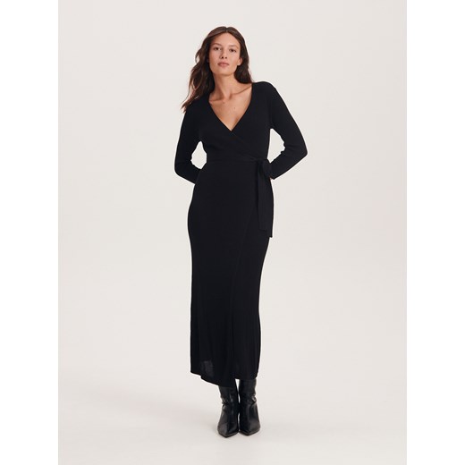 Reserved - Kopertowa sukienka z dzianiny - czarny ze sklepu Reserved w kategorii Sukienki ciążowe - zdjęcie 168243796