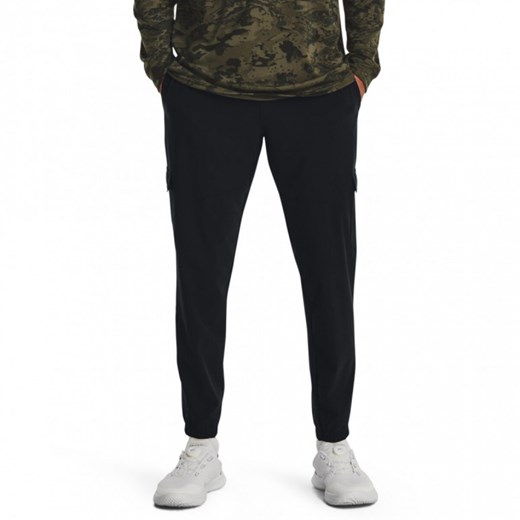 Męskie spodnie treningowe Under Armour UA Stretch Woven Cargo Pants - czarne Under Armour S Sportstylestory.com