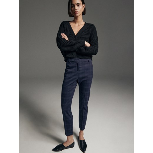 Reserved - Spodnie z kantem - wielobarwny Reserved 36 wyprzedaż Reserved