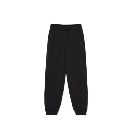 Cropp - Czarne dresowe joggery z haftem - czarny ze sklepu Cropp w kategorii Spodnie damskie - zdjęcie 168254097