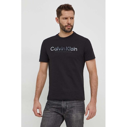 Calvin Klein t-shirt bawełniany męski kolor czarny z nadrukiem ze sklepu ANSWEAR.com w kategorii T-shirty męskie - zdjęcie 168256487
