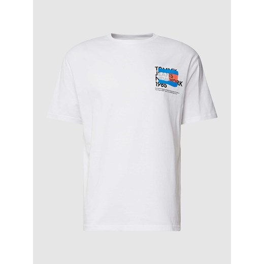 T-shirt z nadrukiem z logo i motywem model ‘TOMMY NY GRAFFITI’ ze sklepu Peek&Cloppenburg  w kategorii T-shirty męskie - zdjęcie 168300669