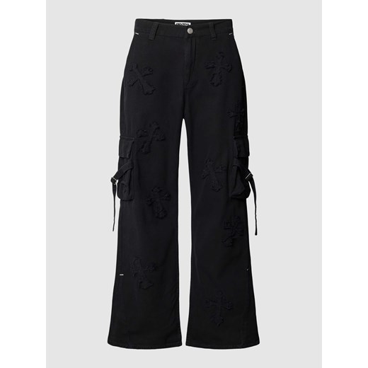 Spodnie cargo rozkloszowane z nakładanymi kieszeniami ze sklepu Peek&Cloppenburg  w kategorii Spodnie męskie - zdjęcie 168301237