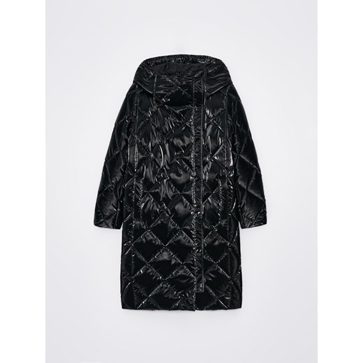 Mohito - Czarny pikowany płaszcz z kapturem - czarny ze sklepu Mohito w kategorii Płaszcze damskie - zdjęcie 168349345