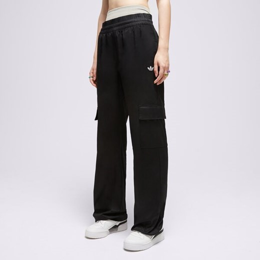 ADIDAS SPODNIE WIDE CARGO PANT ze sklepu Sizeer w kategorii Spodnie damskie - zdjęcie 168356695