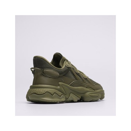 ADIDAS OZWEEGO TR 46 2/3 Sizeer