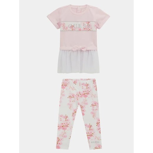 Guess Komplet t-shirt i legginsy K4RG04 KAN04 Różowy Regular Fit ze sklepu MODIVO w kategorii Komplety dziewczęce - zdjęcie 168413385