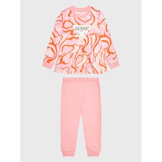 Guess Komplet bluzka i spodnie K3YG00 KA6R3 Różowy Regular Fit ze sklepu MODIVO w kategorii Komplety dziewczęce - zdjęcie 168427215