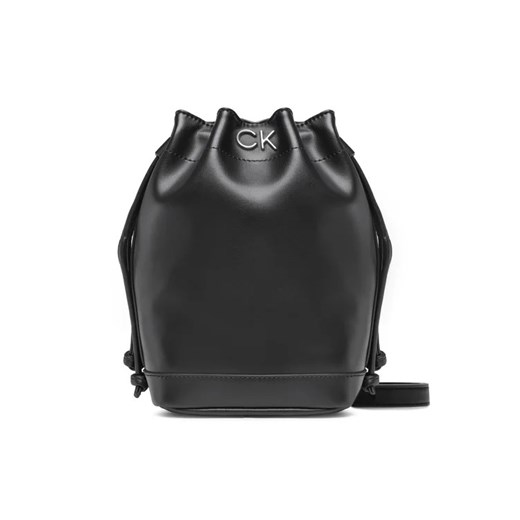 Calvin Klein Jeans Torebka Re-Lock Drawstring Bag Mini K60K610450 Czarny ze sklepu MODIVO w kategorii Torebki worki - zdjęcie 168434999