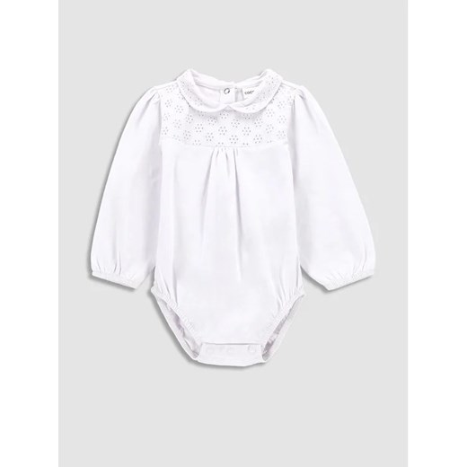 Coccodrillo Body dziecięce WC3112103RPN Biały Regular Fit ze sklepu MODIVO w kategorii Body niemowlęce - zdjęcie 168467339