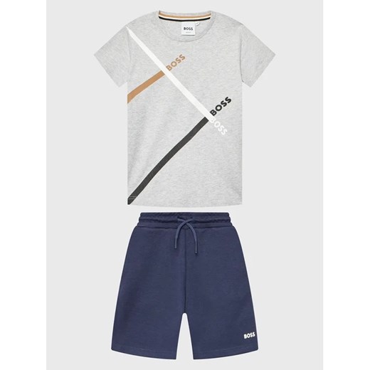Boss Komplet t-shirt i szorty sportowe J28110 S Szary Regular Fit ze sklepu MODIVO w kategorii Komplety chłopięce - zdjęcie 168488187