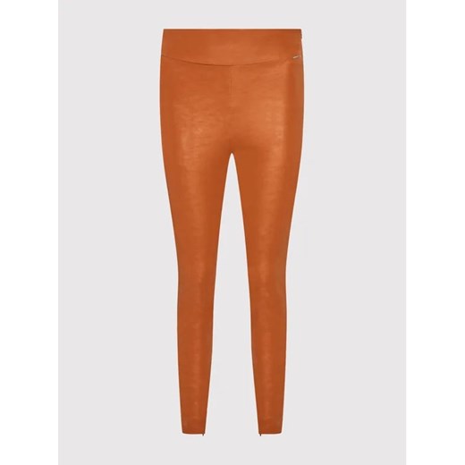 Guess Spodnie z imitacji skóry Priscilla W1BB08 WE5V0 Pomarańczowy Extra Slim Guess S wyprzedaż MODIVO