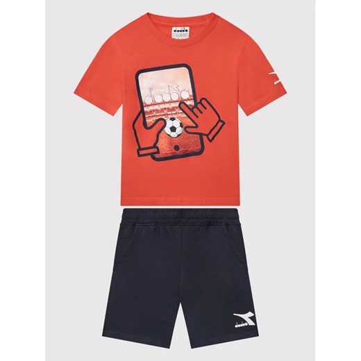 Diadora Komplet t-shirt i szorty sportowe Playground 102.178252 Czerwony Regular Fit ze sklepu MODIVO w kategorii Komplety chłopięce - zdjęcie 168503696