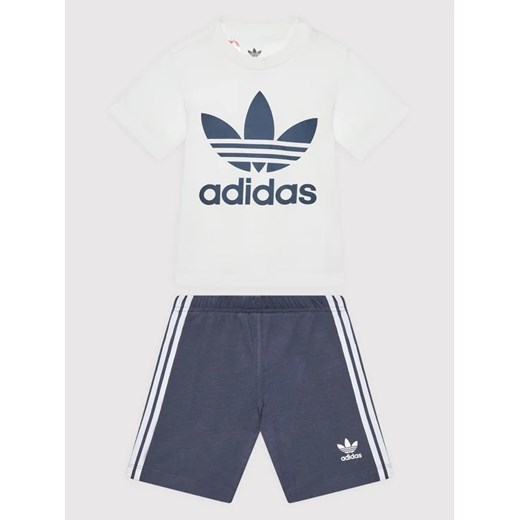 adidas Komplet t-shirt i szorty sportowe Trefoil HE4655 Kolorowy Regular Fit ze sklepu MODIVO w kategorii Komplety chłopięce - zdjęcie 168504677