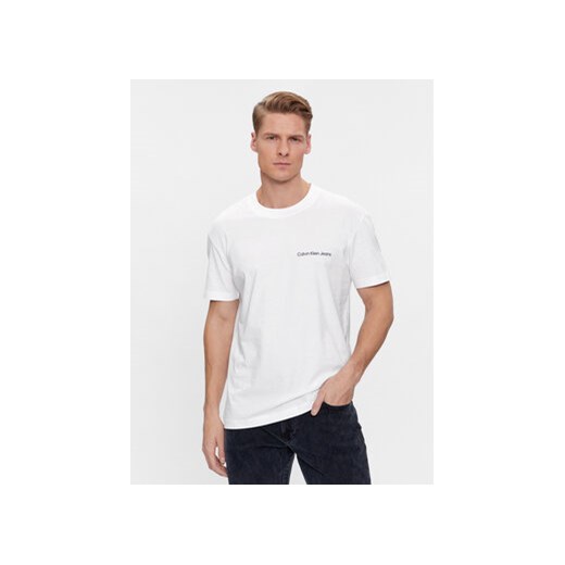 Calvin Klein Jeans T-Shirt Institutional J30J324671 Biały Regular Fit ze sklepu MODIVO w kategorii T-shirty męskie - zdjęcie 168505335