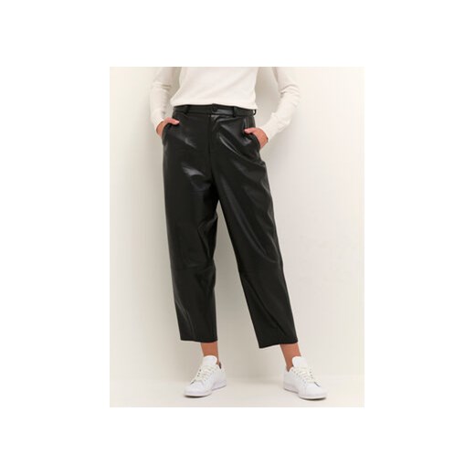 Kaffe Spodnie z imitacji skóry Bimmy 10507194 Czarny Loose Fit ze sklepu MODIVO w kategorii Spodnie damskie - zdjęcie 168512585