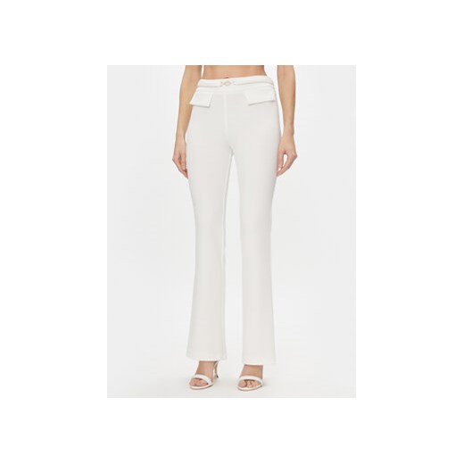 Rinascimento Spodnie materiałowe CFC0117520003 Biały Bootcut Fit ze sklepu MODIVO w kategorii Spodnie damskie - zdjęcie 168512615