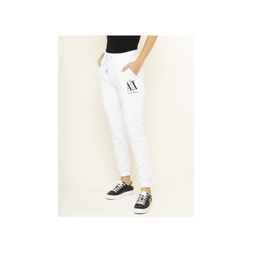 Armani Exchange Spodnie dresowe 8NYPCX YJ68Z 1000 Biały Regular Fit ze sklepu MODIVO w kategorii Spodnie damskie - zdjęcie 168514647