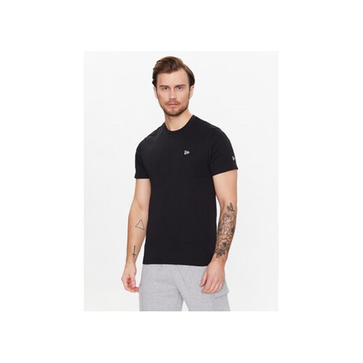 New Era T-Shirt Essentials 60332299 Czarny Regular Fit ze sklepu MODIVO w kategorii T-shirty męskie - zdjęcie 168516196