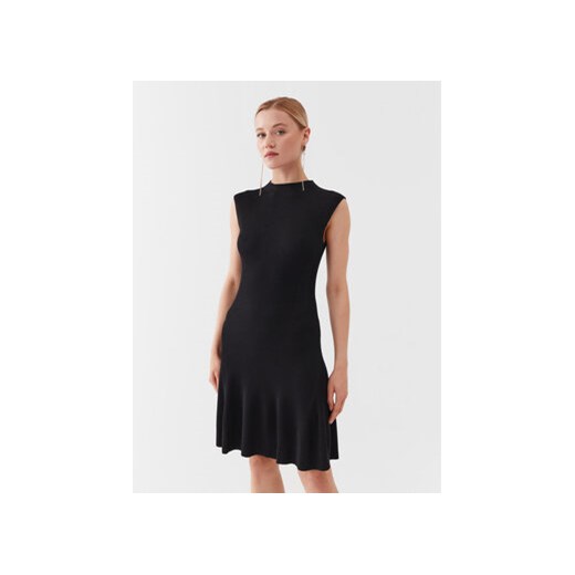 Guess Sukienka codzienna W3YK20 Z2U00 Czarny Slim Fit ze sklepu MODIVO w kategorii Sukienki - zdjęcie 168517129