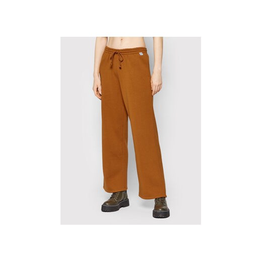 Levi's® Spodnie dresowe A1568-0000 Brązowy Relaxed Fit ze sklepu MODIVO w kategorii Spodnie damskie - zdjęcie 168520356
