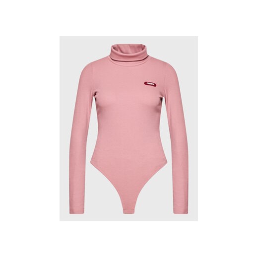 PROSTO. Body KLASYK Necky 2121 Różowy Slim Fit ze sklepu MODIVO w kategorii Bluzki damskie - zdjęcie 168523777
