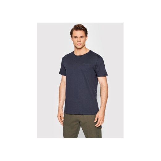 Brave Soul T-Shirt MTS-149ARKHAMP Granatowy Regular Fit ze sklepu MODIVO w kategorii T-shirty męskie - zdjęcie 168523816