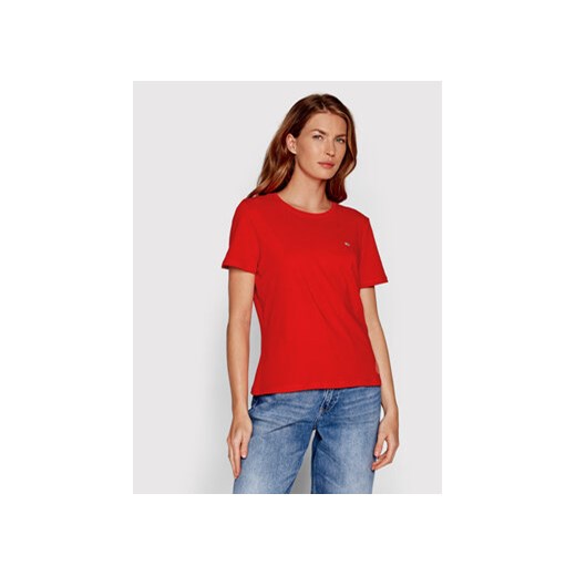 Tommy Jeans T-Shirt DW0DW14616 Czerwony Regular Fit ze sklepu MODIVO w kategorii Bluzki damskie - zdjęcie 168538959