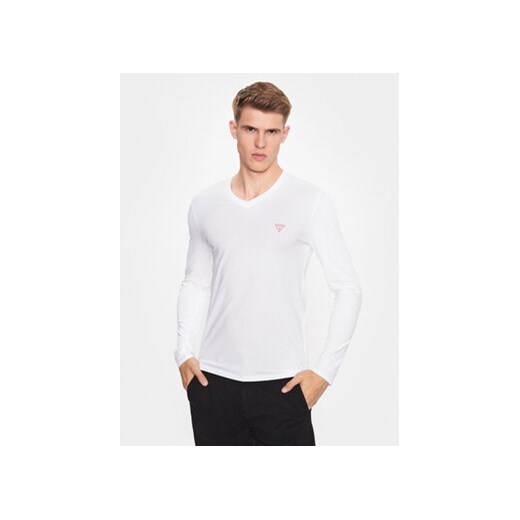 Guess Longsleeve M2YI08 J1314 Biały Slim Fit ze sklepu MODIVO w kategorii T-shirty męskie - zdjęcie 168545828
