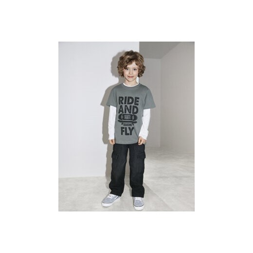 Coccodrillo T-Shirt ZC2143217EVB Szary Regular Fit ze sklepu MODIVO w kategorii T-shirty chłopięce - zdjęcie 168546359