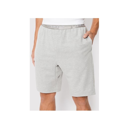 Calvin Klein Underwear Szorty piżamowe 000NM2174E Szary Regular Fit ze sklepu MODIVO w kategorii Piżamy męskie - zdjęcie 168550098