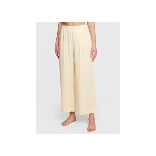 Etam Spodnie piżamowe Priya 6535085 Żółty Relaxed Fit ze sklepu MODIVO w kategorii Piżamy damskie - zdjęcie 168559559