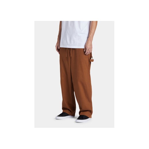 DC Spodnie materiałowe Trench Pant Ndpt ADYNP03084 Brązowy Regular Fit ze sklepu MODIVO w kategorii Spodnie męskie - zdjęcie 168559888