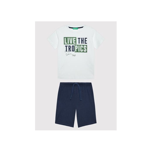 United Colors Of Benetton Komplet t-shirt i spodenki 3096CK002 Biały Regular Fit ze sklepu MODIVO w kategorii Komplety chłopięce - zdjęcie 168566297