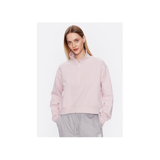 New Balance Bluza WT31501 Różowy Oversize ze sklepu MODIVO w kategorii Bluzy damskie - zdjęcie 168566359