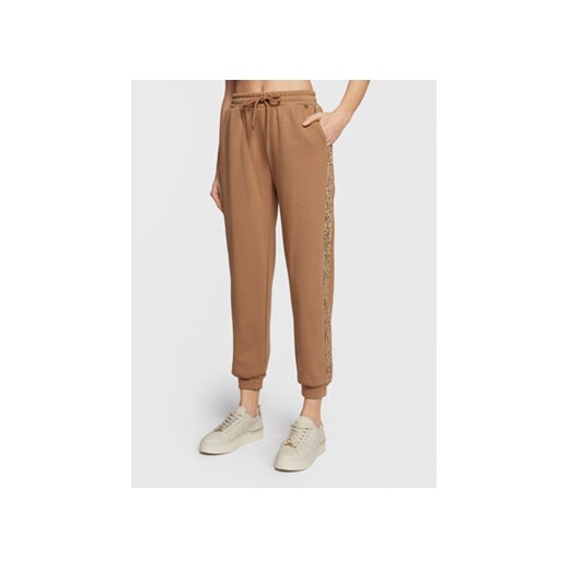 Rinascimento Spodnie dresowe CFC0109867003 Brązowy Regular Fit ze sklepu MODIVO w kategorii Spodnie damskie - zdjęcie 168569157